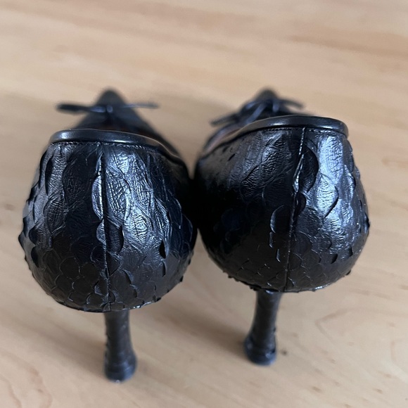 Authentic vintage Chanel pointy toe pumps 37 - Picture 4 of 6